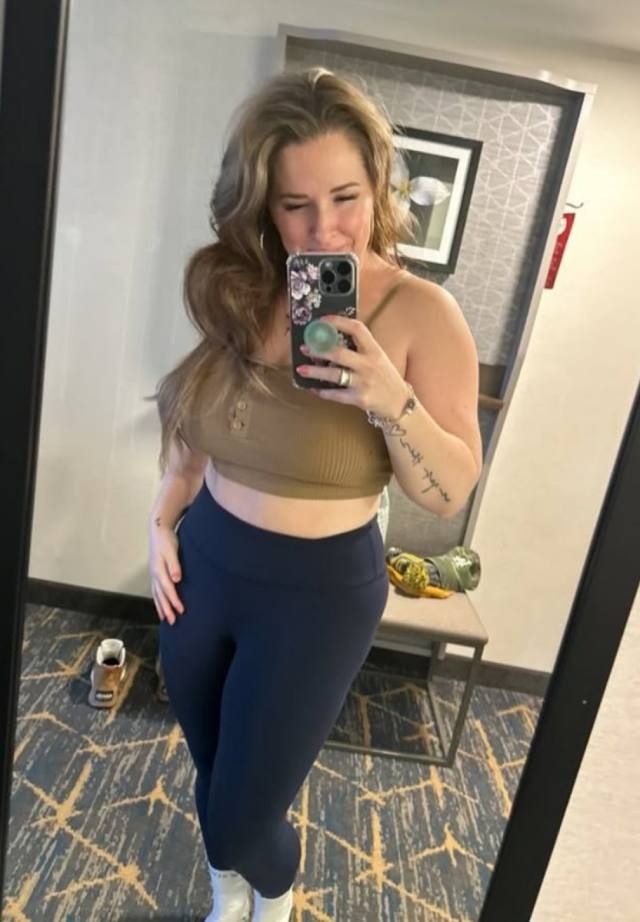 NO PAYMENT REQUIRED JUST A SEXY SINGLE MOM 💦💦🍆🍑 - Image 3